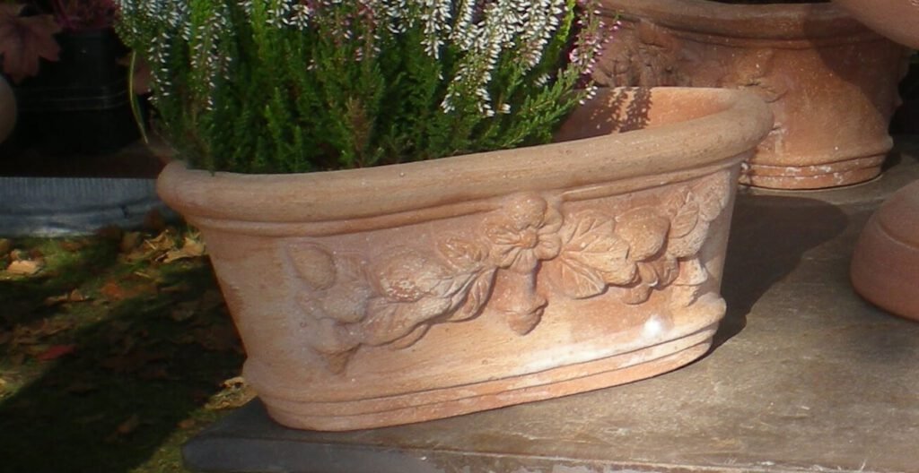 UNE MAISON EN TOSCANE OVALE IMPRUNETA en terre cuite de Toscane: L:36, l: 19, H:16