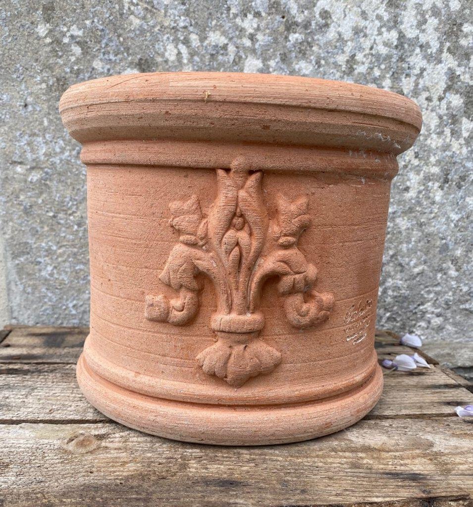 UNE MAISON EN TOSCANE CILINDRO GIGLIO en terre cuite italienne D22 H20