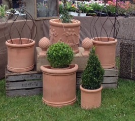 3 pots