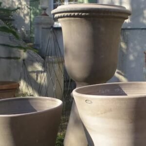POTS GRIS
